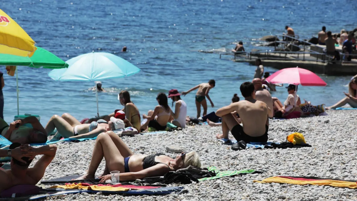 Hrvatska na udaru paklenih vrućina: Jutro krenulo s 27 °C, a ovaj grad drži apsolutni rekord
