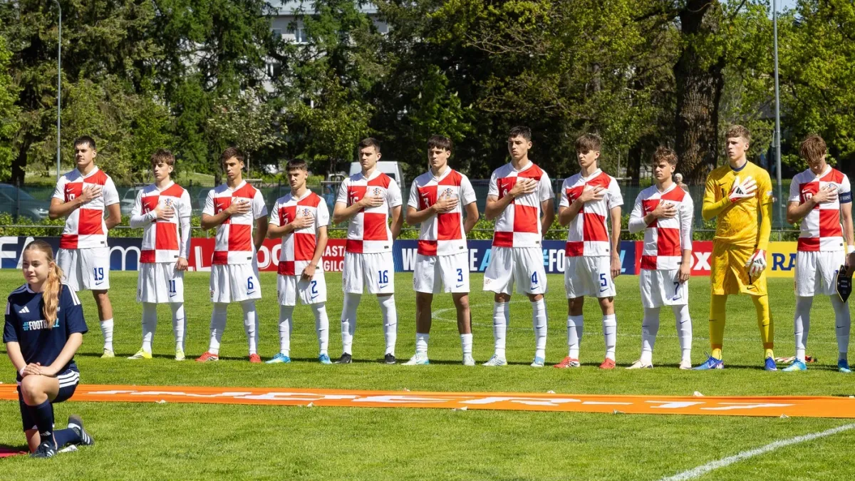 Tko ne bi preživio 24 sata bez interneta? Mladi Vatreni dali hit odgovore