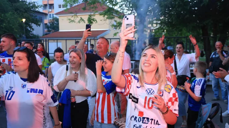 Luda fe&scaron;ta nakon novog naslova prvaka: Zagrepčani proslavili s navijačima