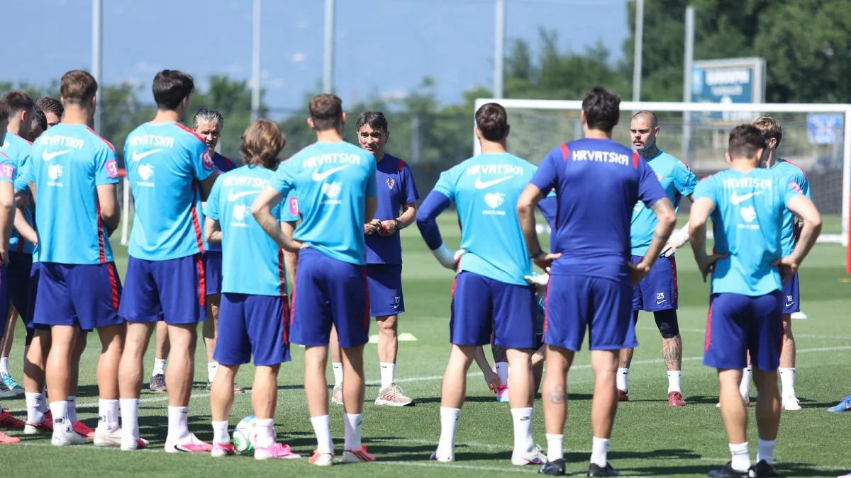 Izbornik Dalić napokon odradio trening s punom postavom