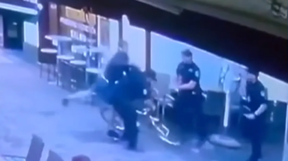 Snimljen žestoki napad na policajca u Đakovu! Božinović: 'Ozbiljan i brutalan incident'