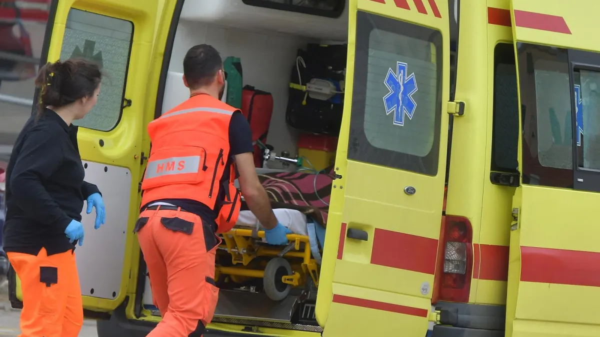 Traktor se prevrnuo i prignječio vozača, nisu mu m