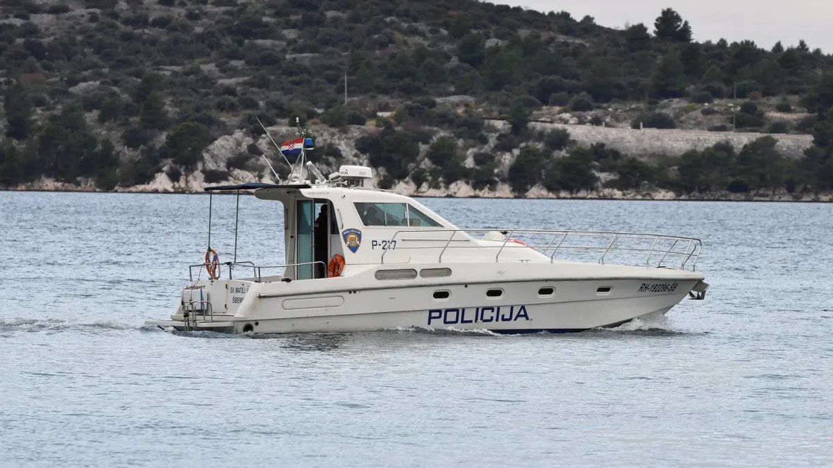 Gumenjak naletio na kupača nedaleko od obale: Teško je ozlij