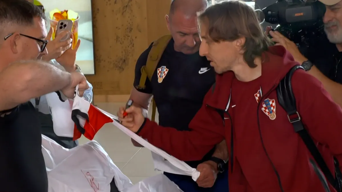 Vatreni otputovali u SAD, navijači ih ispratili uz samo jedn