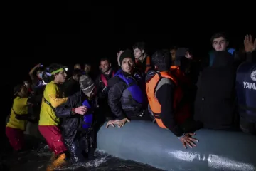 Kaos u kanalu: Više od 700 migranata prelazi kanal! To je najviše u jednom danu ove godine