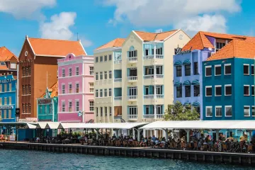 Jeste li čuli za Cura&ccedil;ao? Otok je to plavog pića, ali i nogometnog čuda