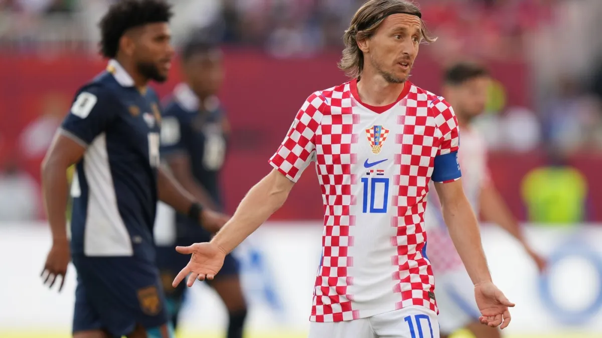 Ganski vrač prijeti da će baciti urok na Hrvatsku, ali Vatreni imaju 'tajno oružje'