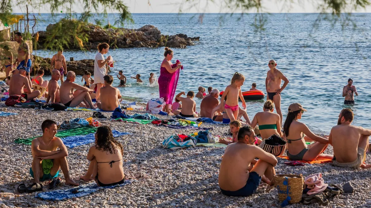 Pedofil iz Srbije u Istri potajno snimao golu djecu na plaži: Zaštitar ga uhvatio na djelu
