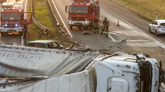 Kr&scaron; i lom na A3: &Scaron;leper probio za&scaron;titnu ogradu i blokirao oba smjera, vozi se zaustavnim trakom