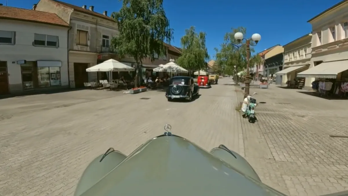 Oldtimeri oduševili Novu Gradišku: 'Nešto je posebno kad sjednete u taj auto'