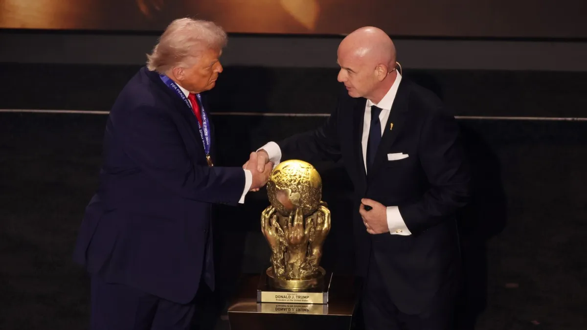 Trump ni ne zna što je crveni karton, ali ga je najboljem strijelcu ukinuo jednim pozivom