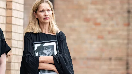 Suze, tuga i jecaji: Brojni poznati ispratili Zrinka Ogrestu na posljednji počinak
