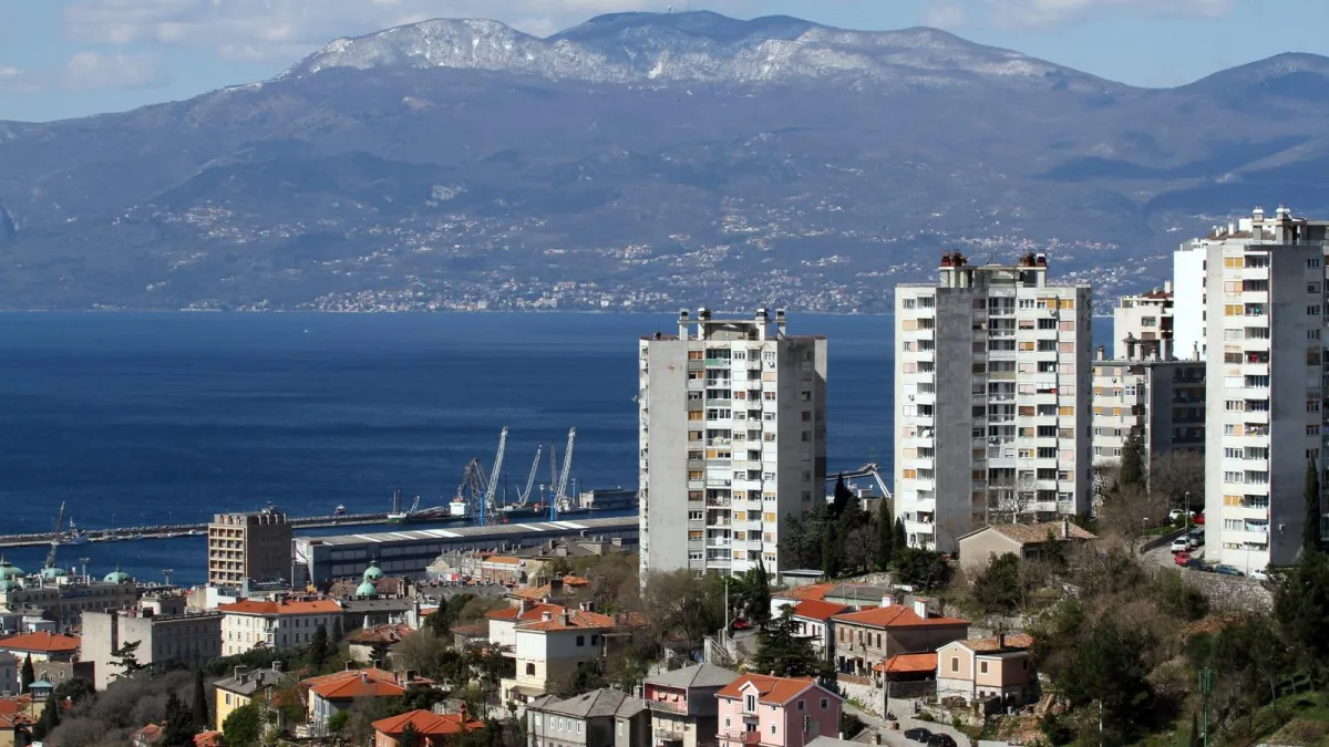 Poljak pokrao Hrvata, zaključao ga u stanu, pa pokušao pobjeći njegovim autom izvan Hrvatske