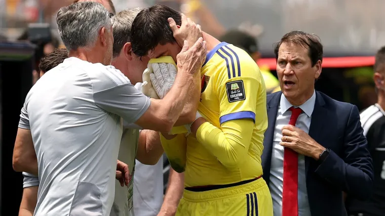 Courtois se ozlijedio i u suzama napustio teren: Emotivni opro&scaron;taj od Mundijala slomio Belgiju