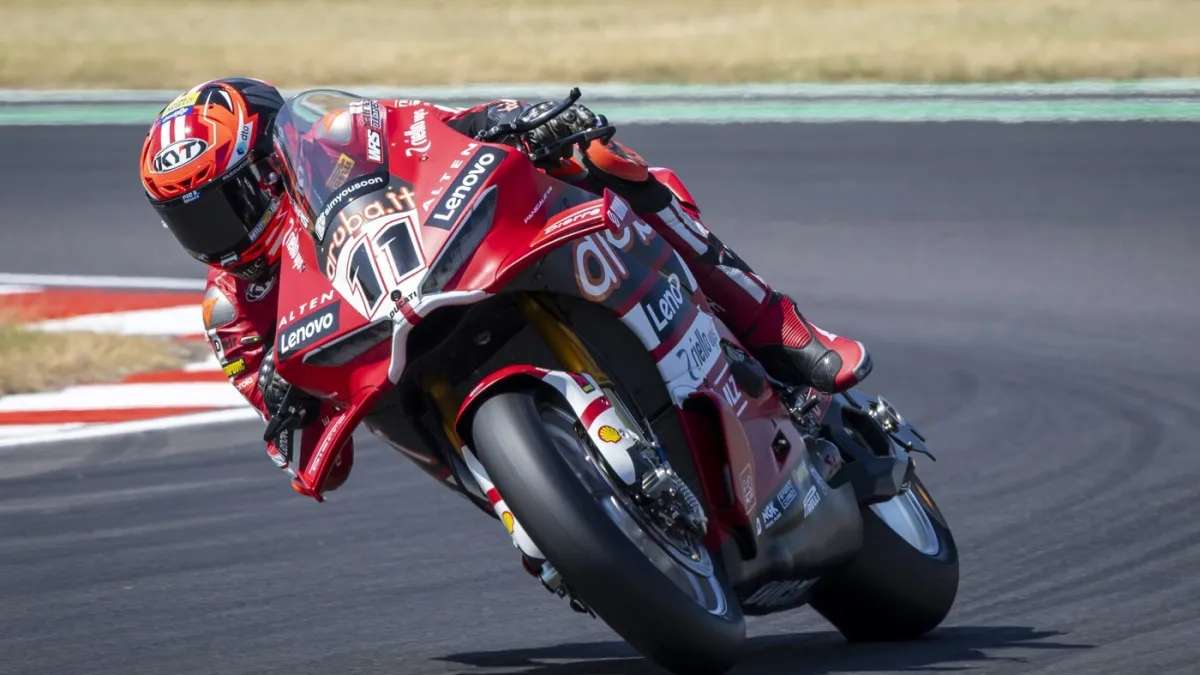 Bulega nastavlja dominirati: U kvalifikacijama srušio rekord povijesne staze
