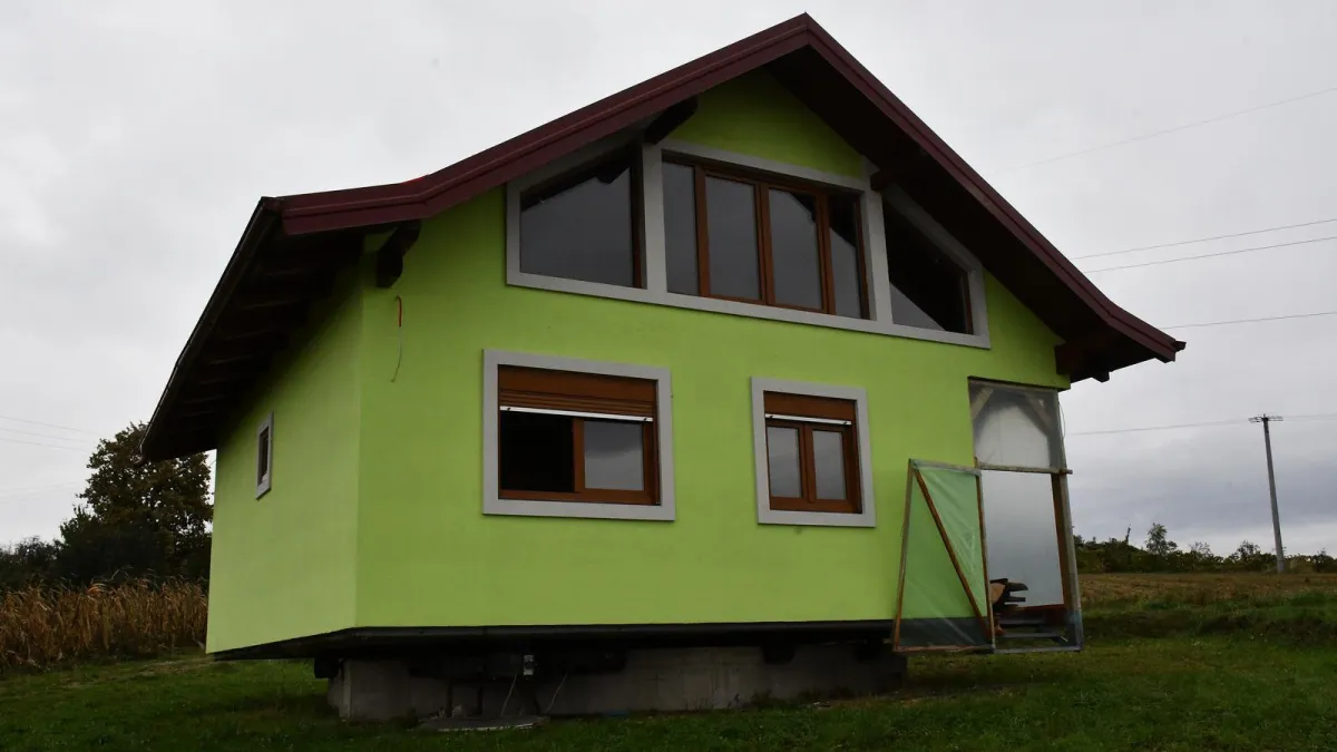 Žalila se na pogled, pa joj je suprug iz BiH sagradio kuću koja ima 'čudesne moći'