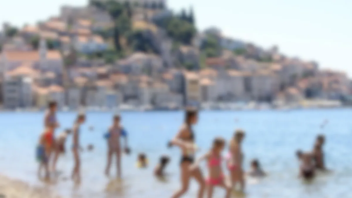 Švicarca (51) uhvatili kako snima golu djecu na plaži u Istri, mobitel otkrio gnjusne užase