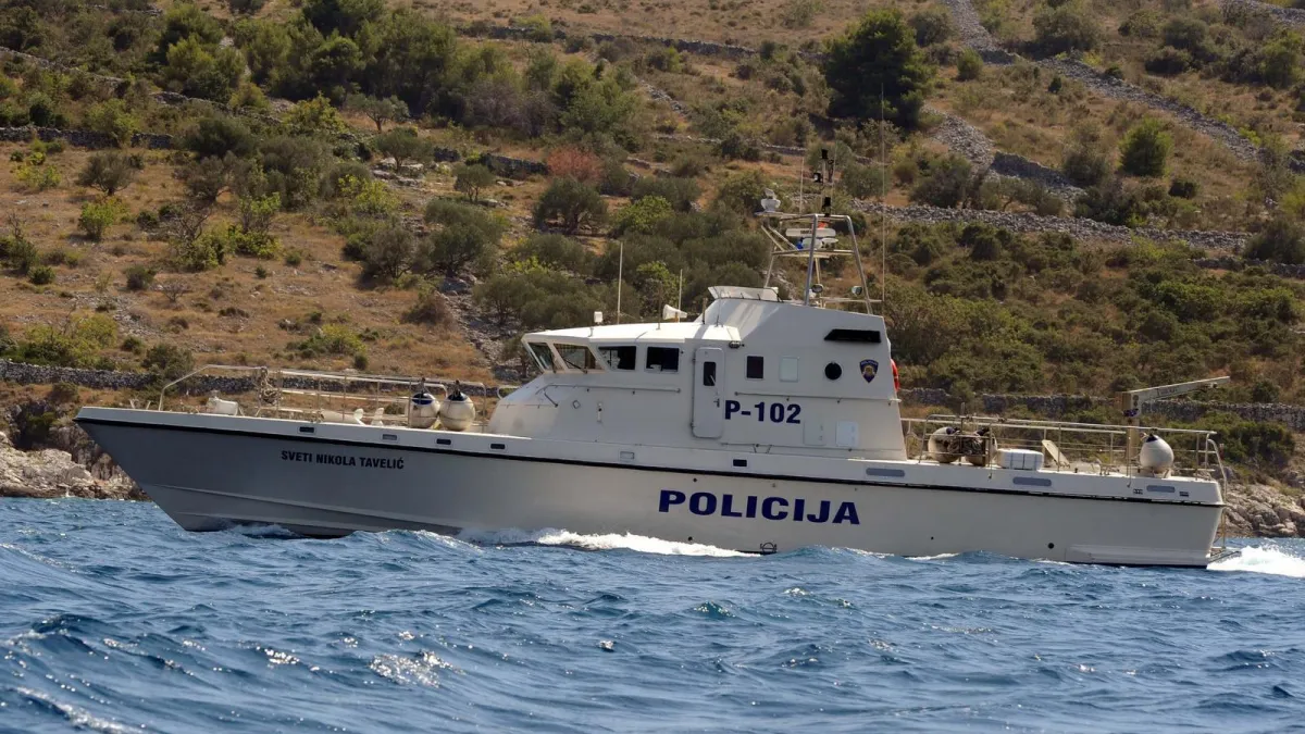 Skiper pao u more kod Šolte, traje potraga za njim