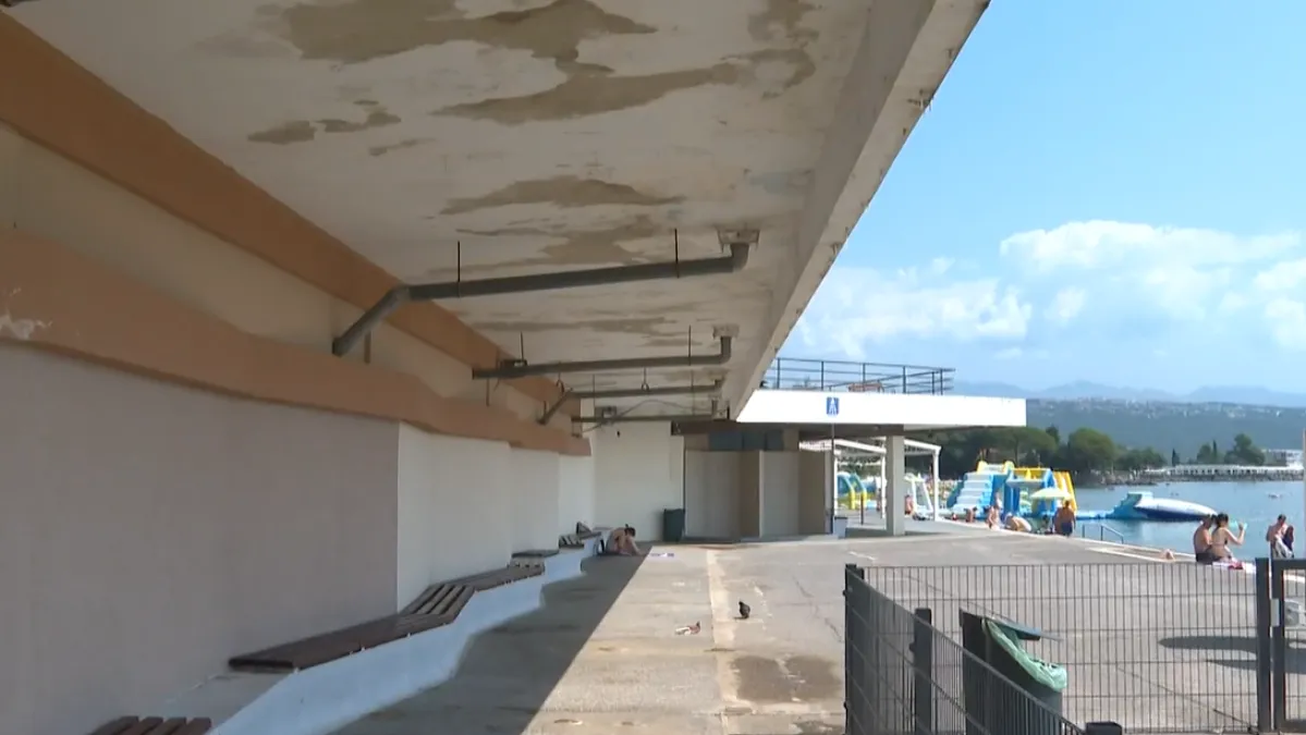 Granica pomorskog i javnog paralizirala biser Jadrana! 'Pogledajte na što sliči ova plaža'