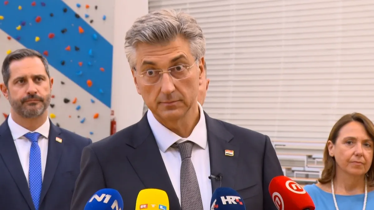 Plenkovića naljutilo pitanje: 'Hoćete da na 15 dana ukinemo sve mjere? Što ćemo onda?'