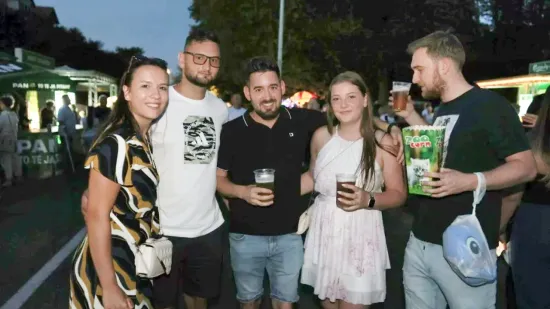 Najljep&scaron;a lica Porcijunkulova? Pogledajte tko je zablistao u prvim redovima Grdovićeva koncerta