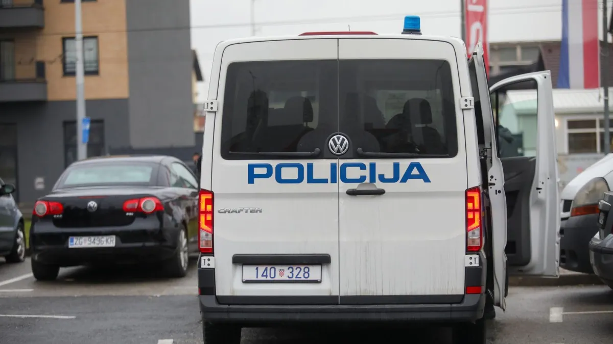 Pucnjava u zagrebačkoj Dubravi: Muškarac ispalio hice ispred vikendice
