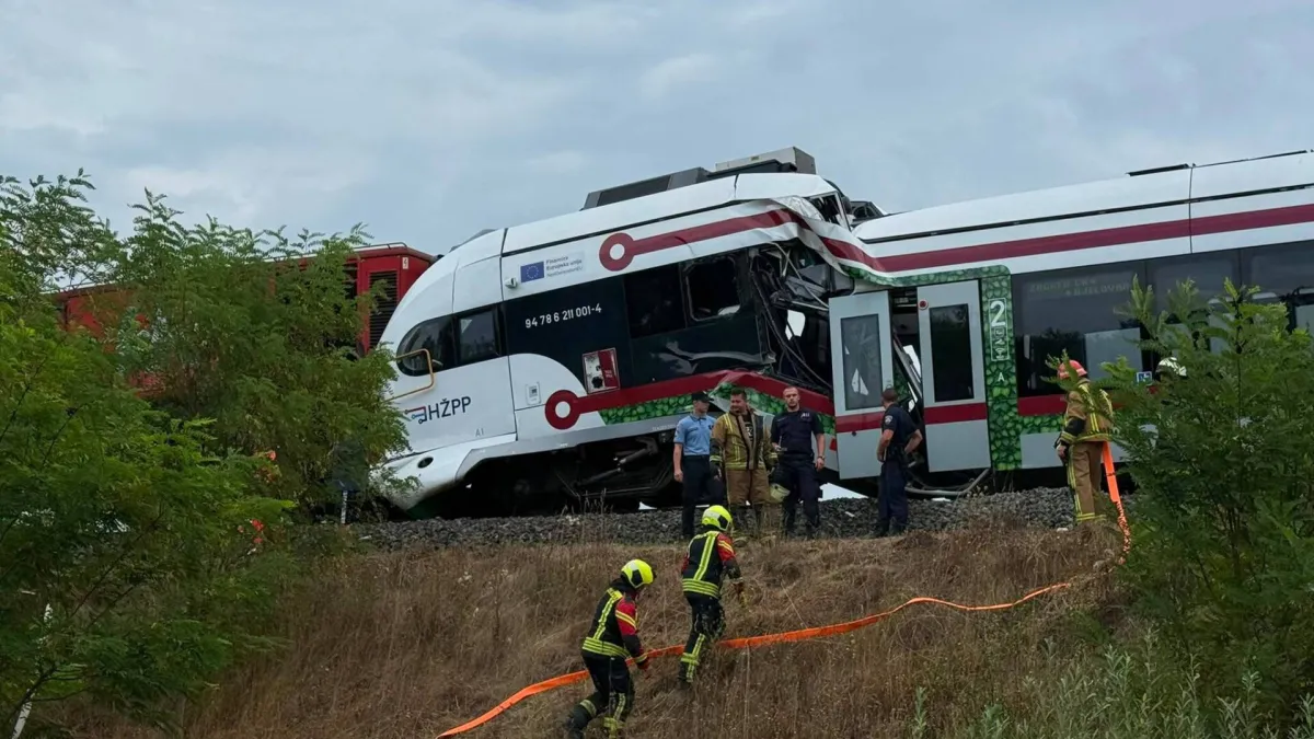 Teško ozlijeđeno pet ljudi? Pogledajte prizore s mjesta sudara dva vlaka kod Bjelovara