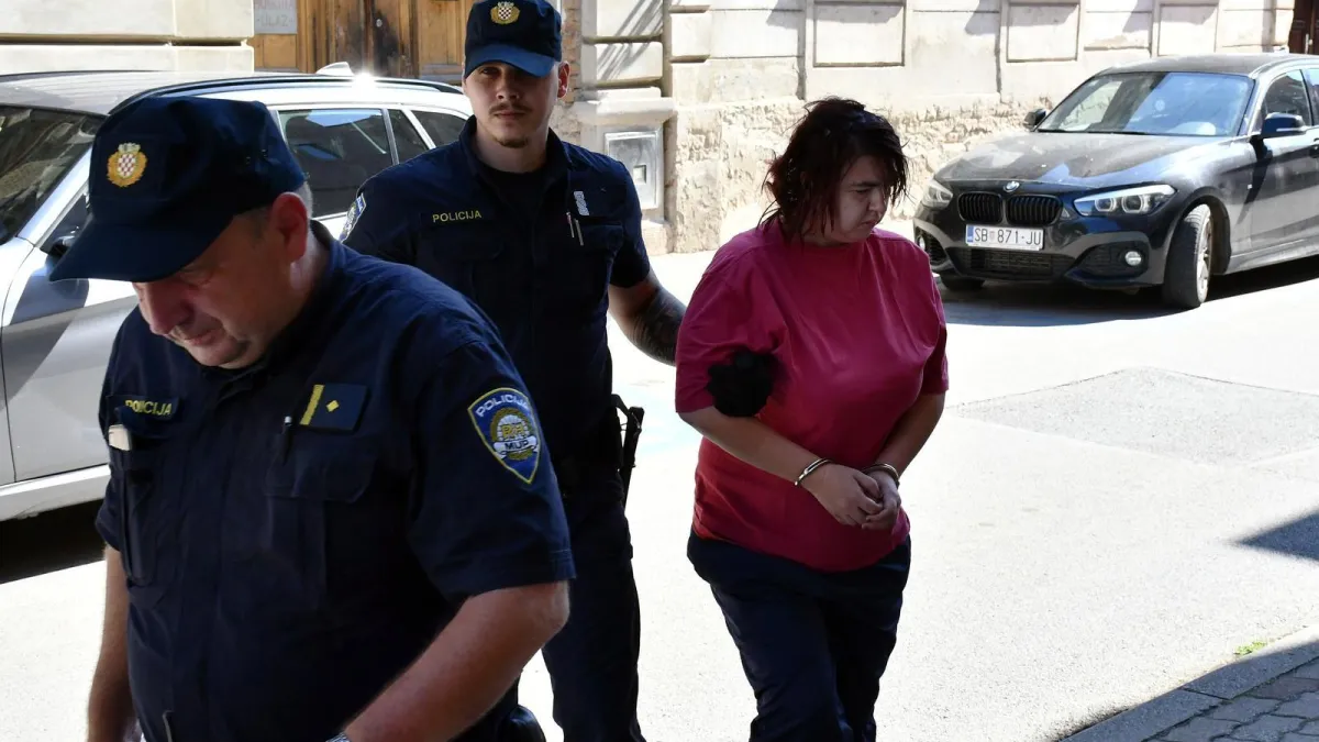 Privedena u Slavonskom Brodu: Ovo je žena (36) koju sumnjiče za teško ubojstvo partnera (71)