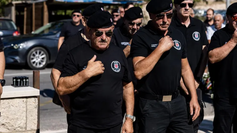 U Mostaru se okupili pripadnici HOS-a. Stigao i Marko Skejo: Evo zbog čega