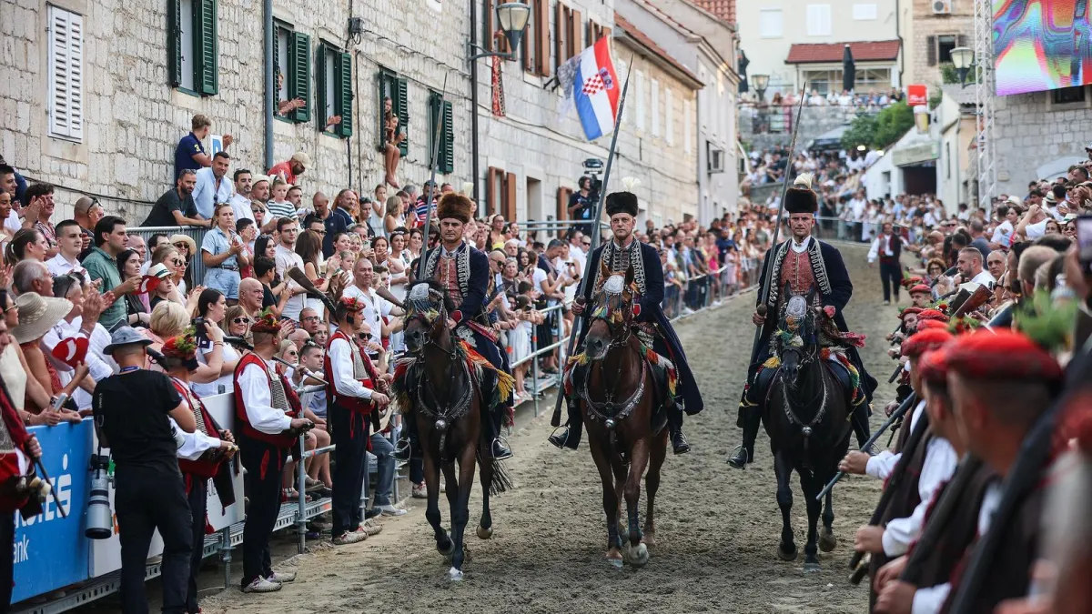[KVIZ] Koliko poznaješ povijest, kulturu i posebnosti Sinja?