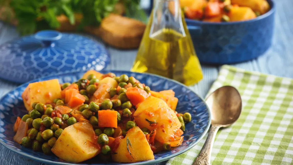 Iz riznice najzdravije kuhinje na svijetu: Recept za varivo od graška, mrkve i krumpira