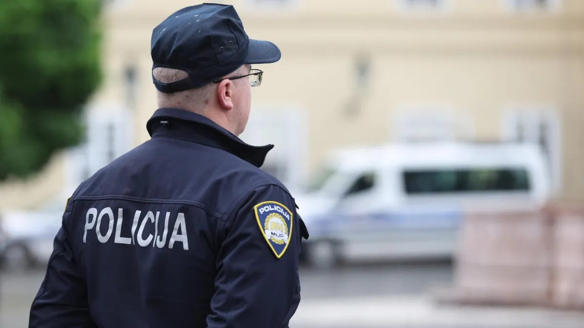 Tijekom čišćenja kuće naišla na nevjerojatan prizor: Odmah je pozvala policiju