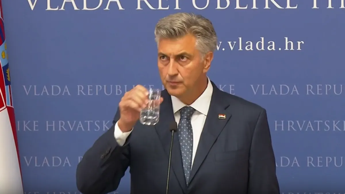 Hitni sastanak Vlade s koalicijskim partnerima: Plenkovića pitali bi li popio vodu u Gospiću