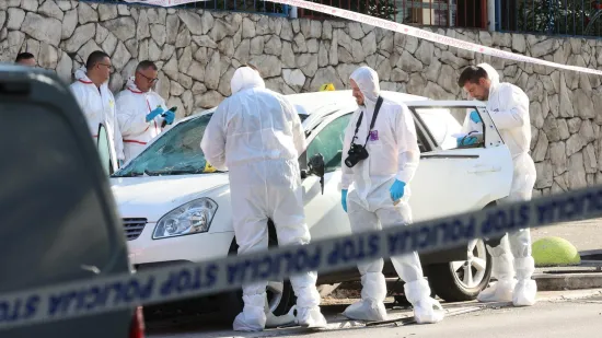 Detonacija u Splitu: Forenzičari na terenu, policija razvukla traku oko ulice