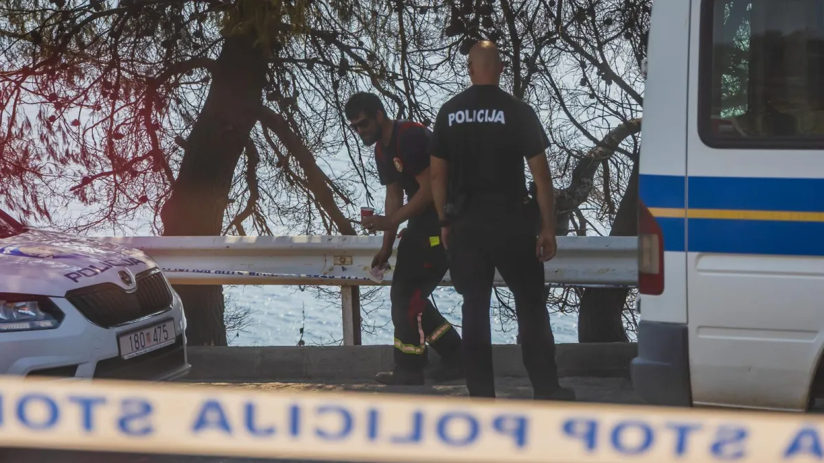 Potresni prizori u Omišu, ovdje je pronađeno tijelo: Vatra ih je zatekla dok su bile u autu?
