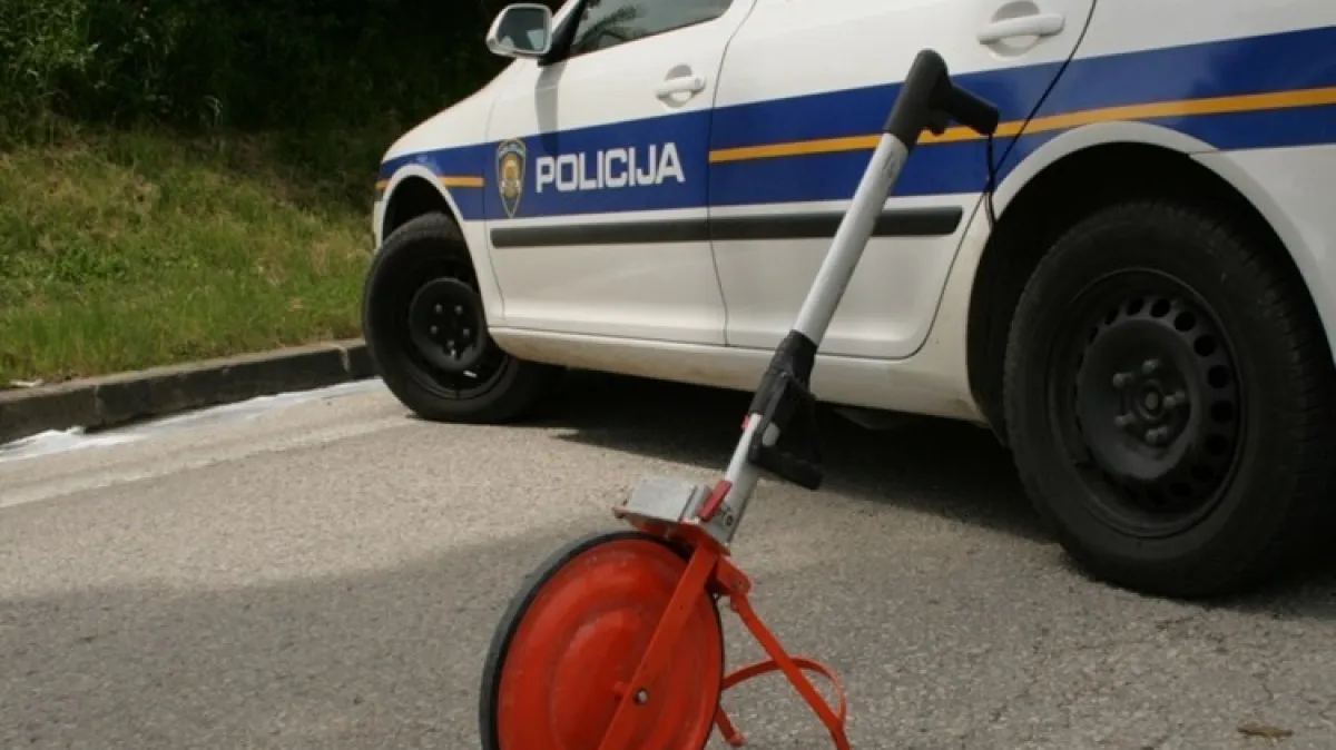 Masovna tučnjava na Gospu! Letjele šake, palice, udarali se i nogama: Više ljudi teško ozlijeđeno