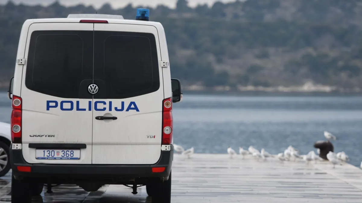 Novi detalji užasa na Pagu: Pijani dvojac vrijeđao Srbina pa ga fizički napali