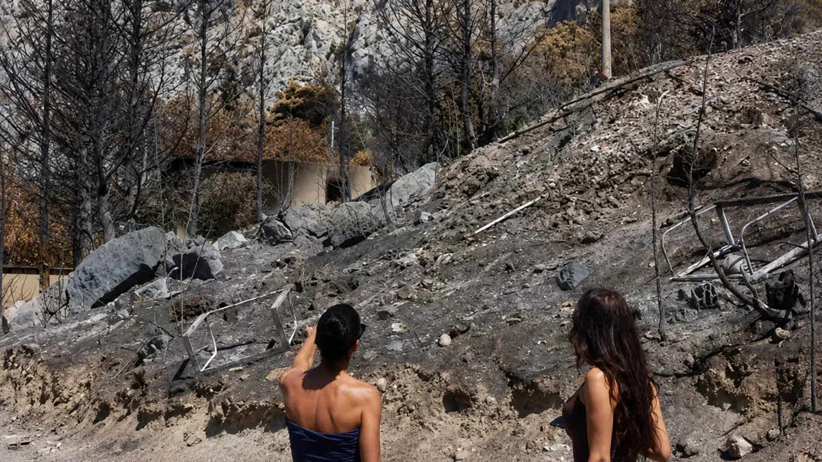 Nakon požara među Omišane uvukao se strah od stijena: 'Bilo je jezivo, ne bih im bio u koži'