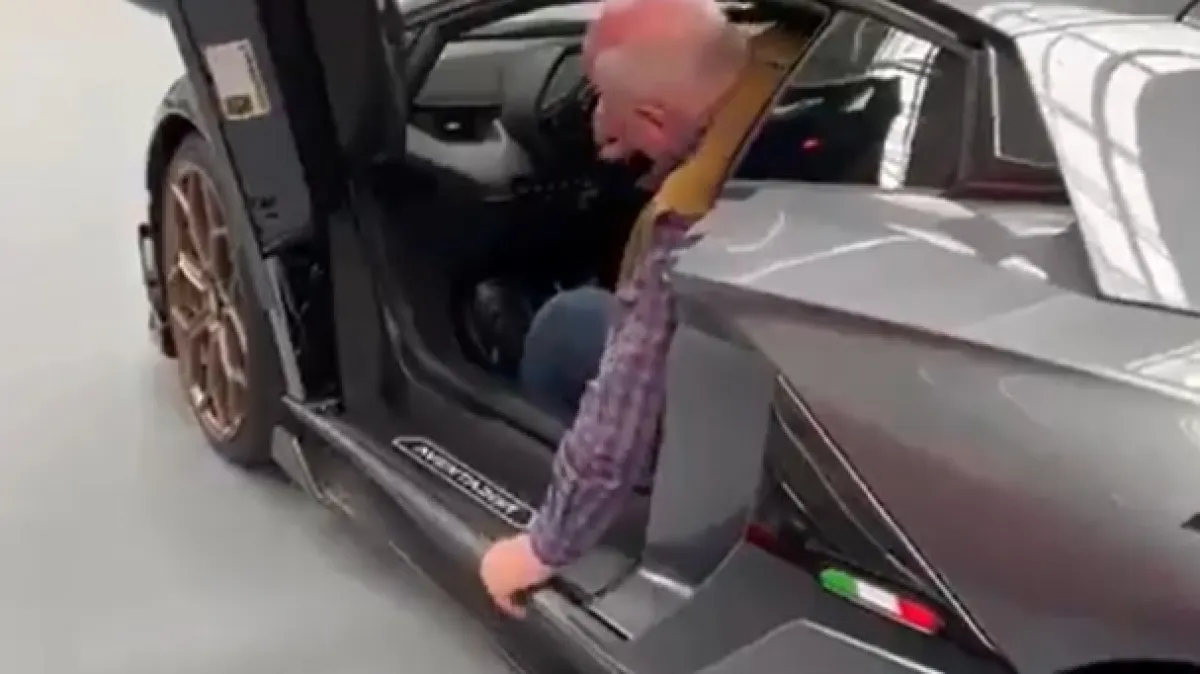 Kada si priuštiš Lamborghini u mirovini