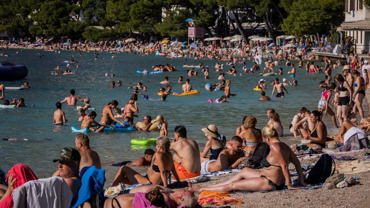 Hrvati uputili oštre poruke turistima: 'Ne misli da si Bog ako si došao s parama'
