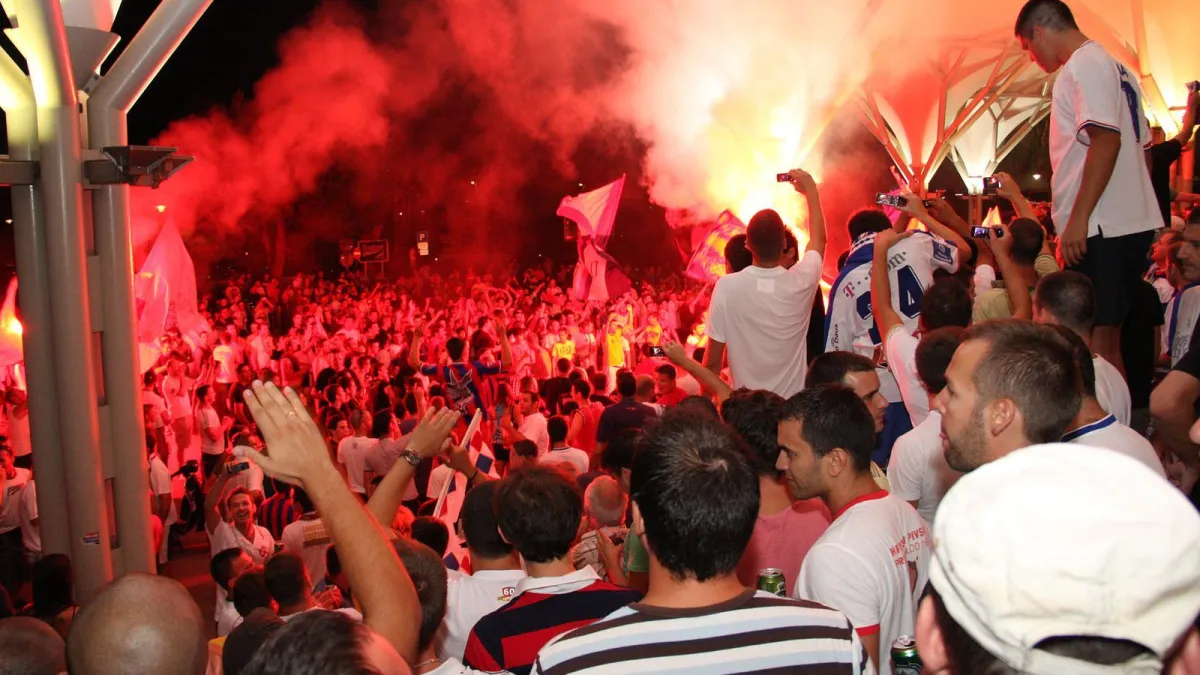 Sjećate li se ludila iz 2010? Te noći Split nije spavao, a Hajduk je dočekan kao prvak svijeta