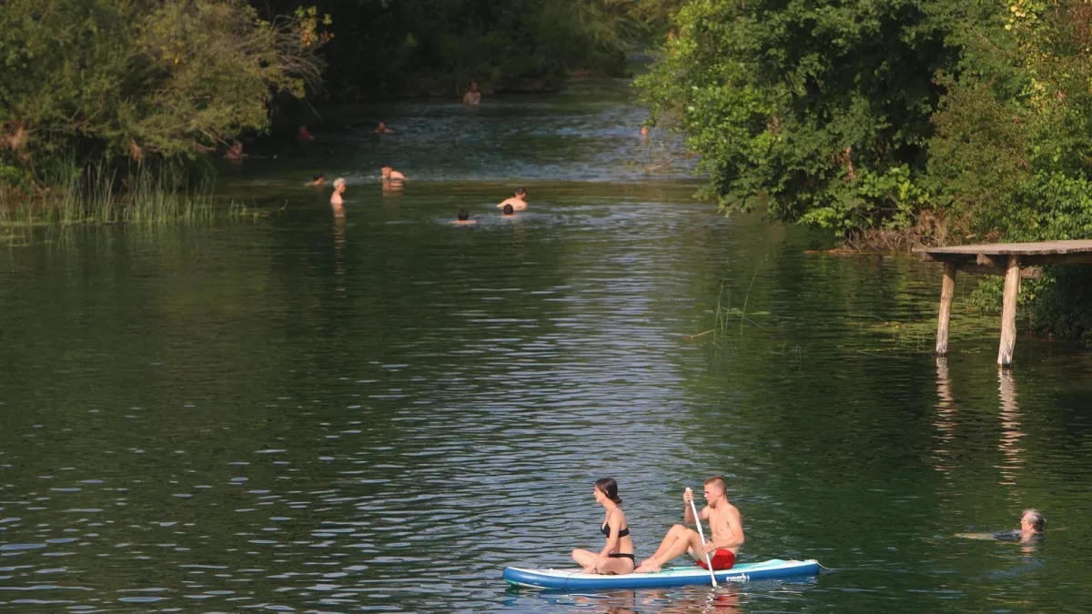 Prijeti opasnost, kemikalije su došle do Mrežnice! 'Postavljena je brana, nema kupanja!'